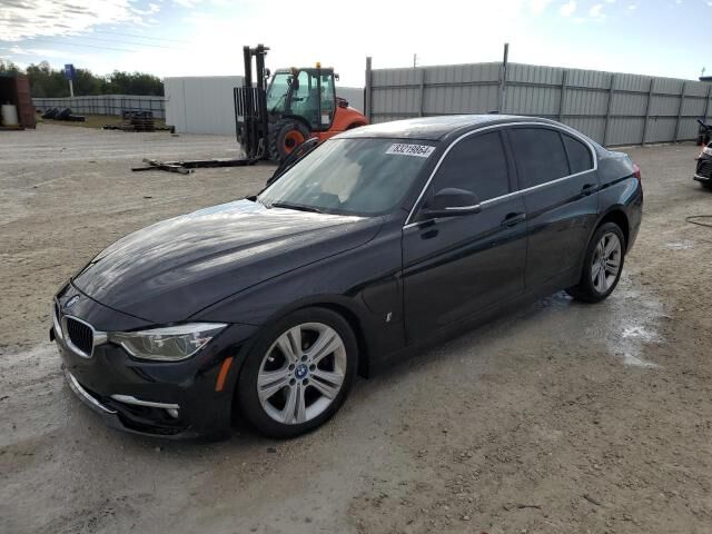 BMW 330e