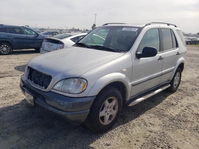 Mercedes-Benz M-Class
