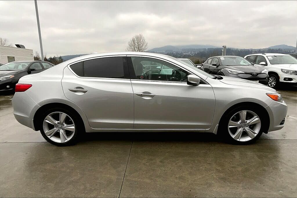 Acura ILX