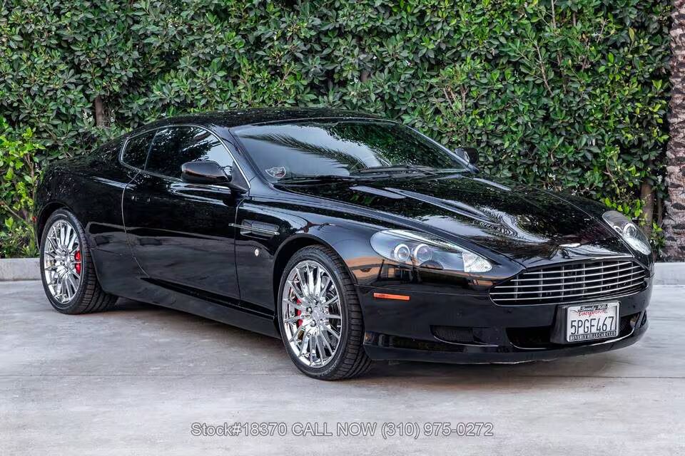 Aston Martin DB9