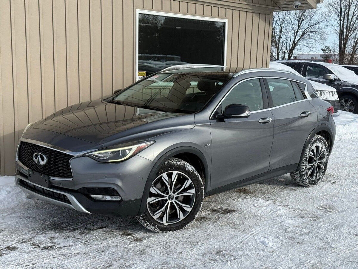Infiniti QX30