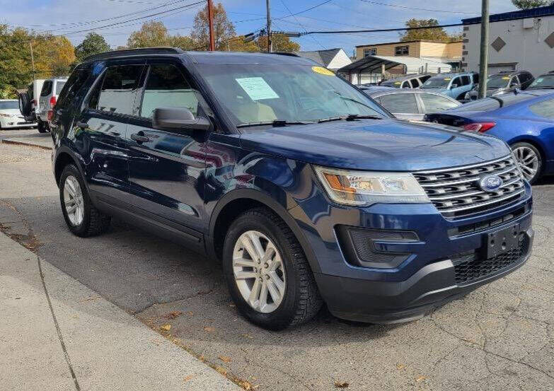2017 FORD Explorer