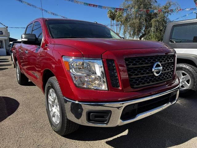 2019 NISSAN Titan
