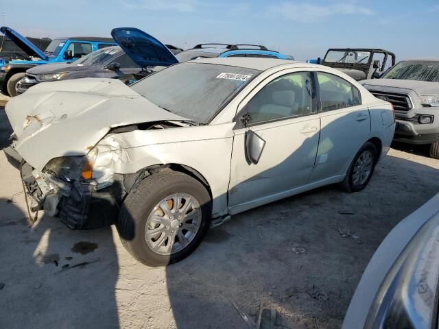 Mitsubishi Galant