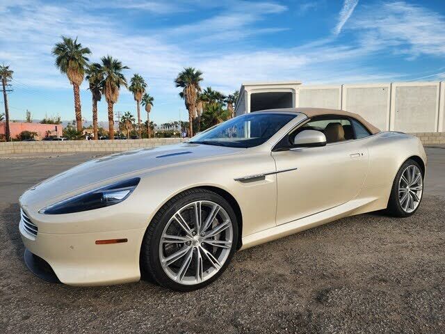 Aston Martin DB9