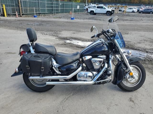 Suzuki VL1500K