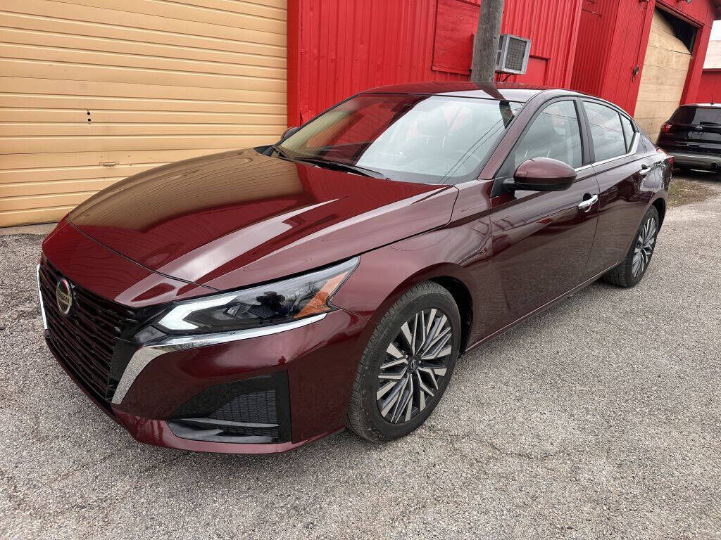 2023 NISSAN Altima