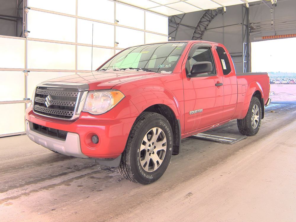 Suzuki Equator