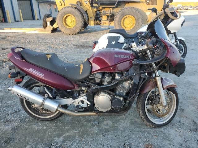 Suzuki GSX750F