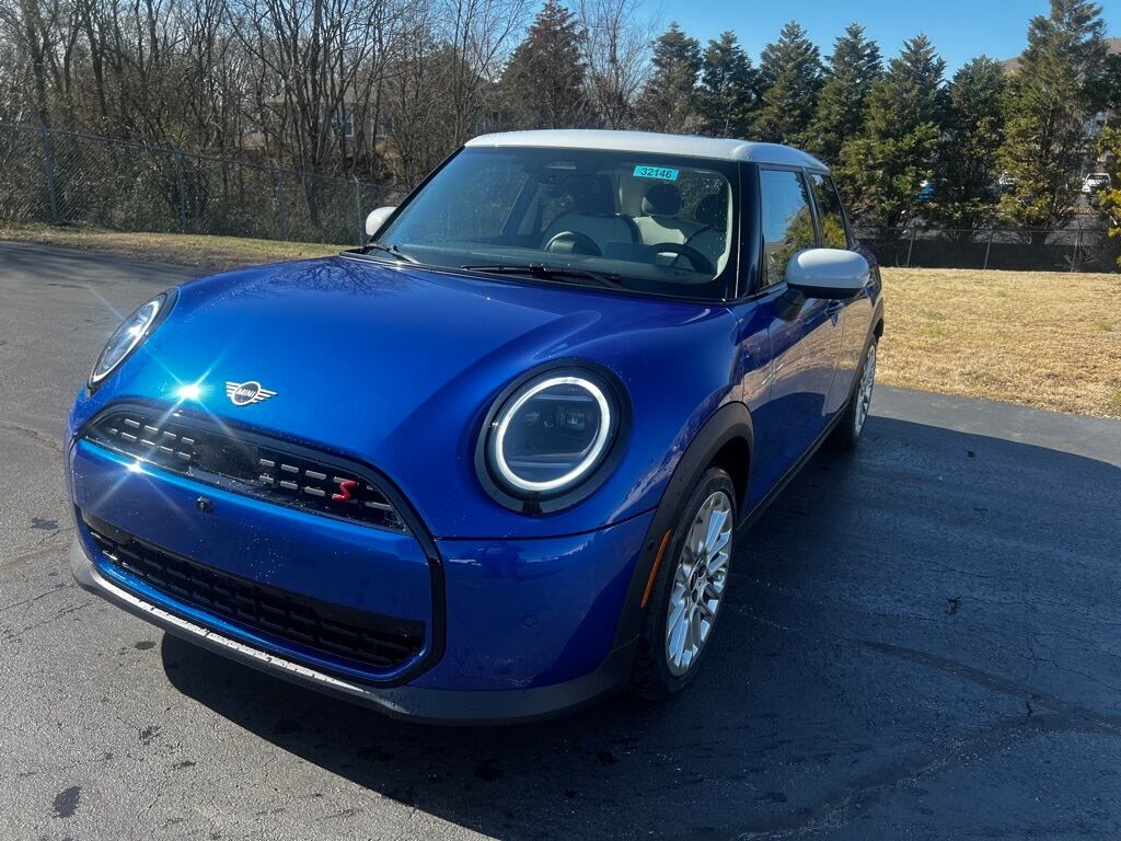 2025 MINI Hardtop