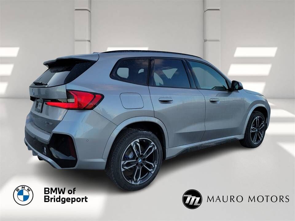 2025 BMW X1
