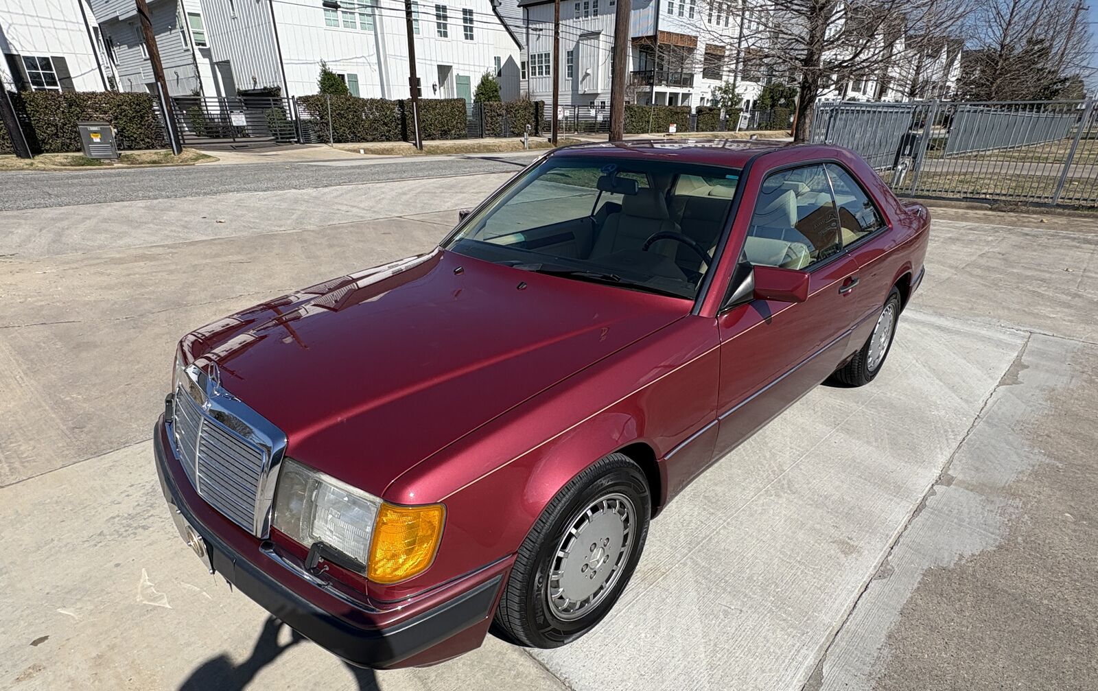 Mercedes-Benz 300