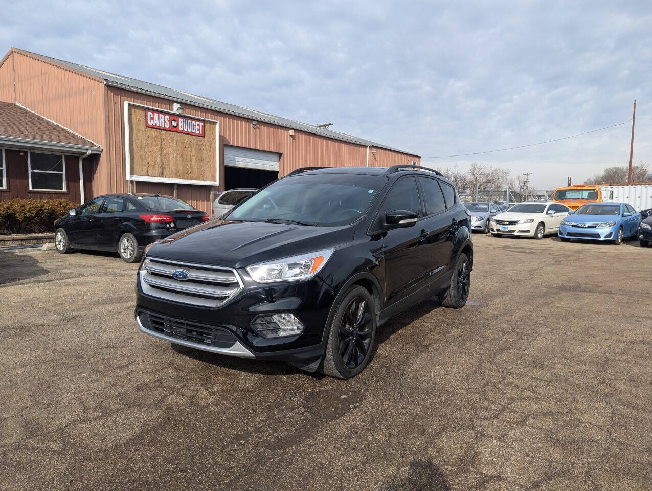 2017 FORD Escape