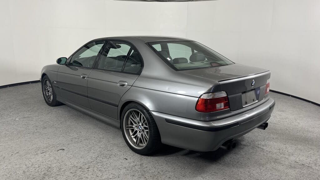 BMW M5