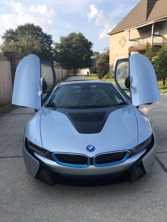 BMW i8