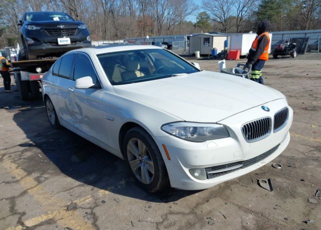 BMW 528i