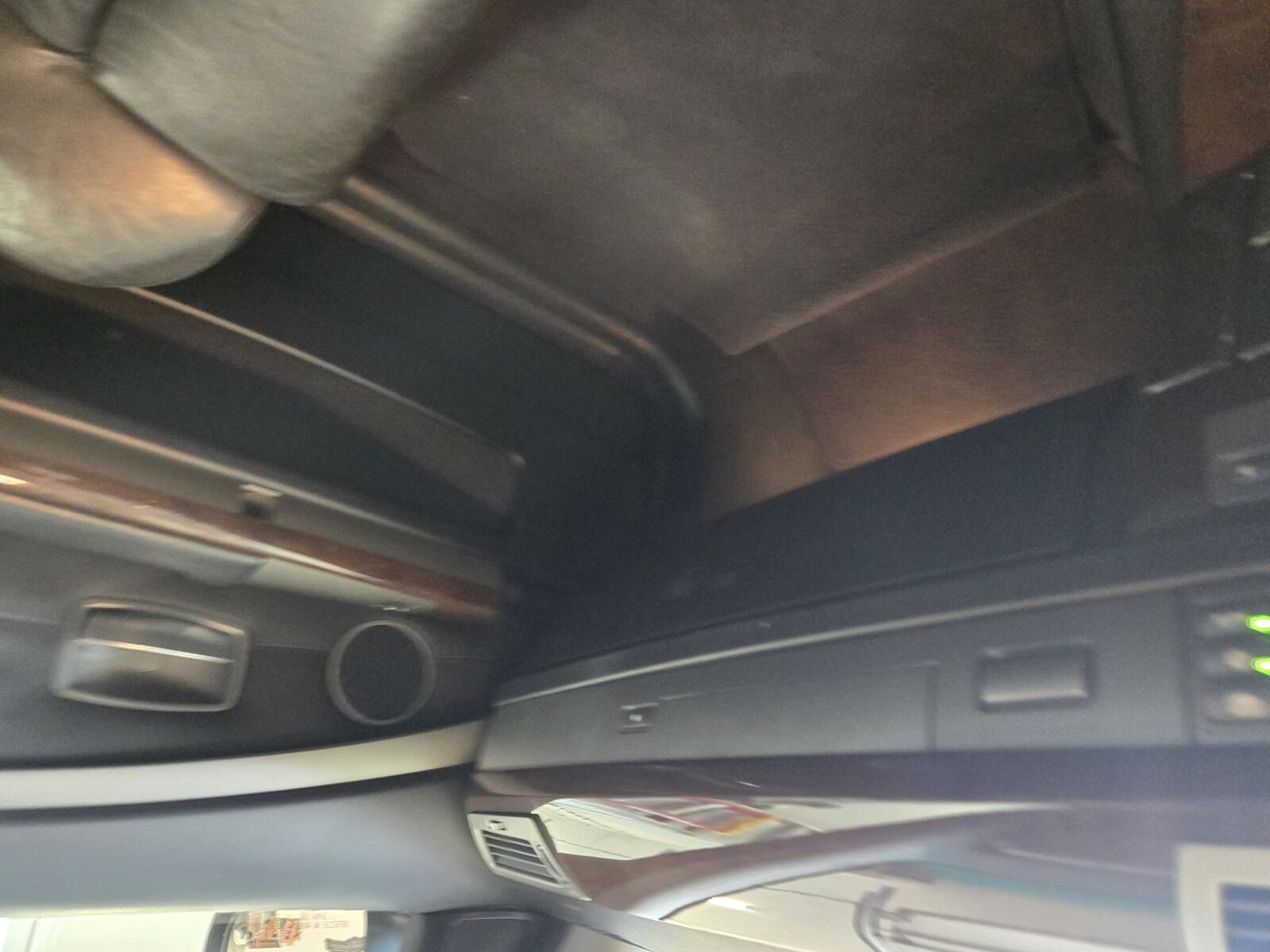 BMW 745i