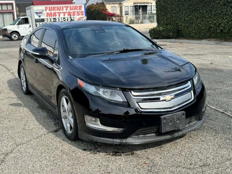 2013 CHEVROLET Volt