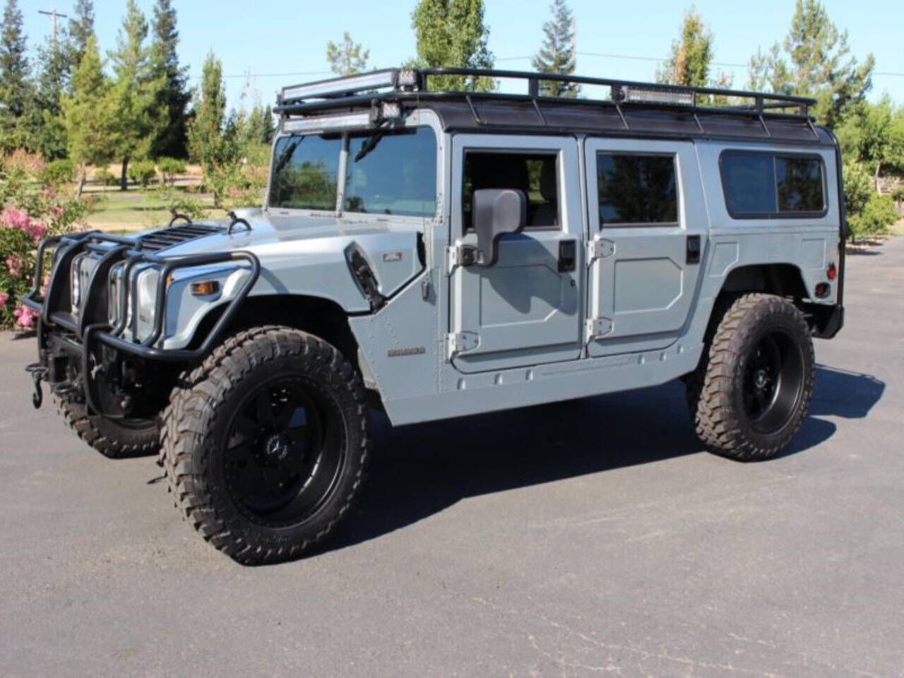 HUMMER H1