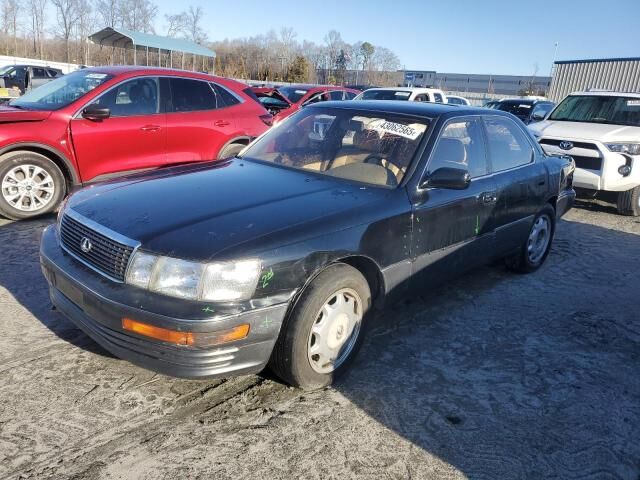 Lexus LS