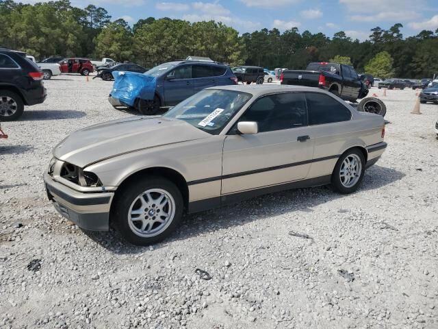 BMW 318iS