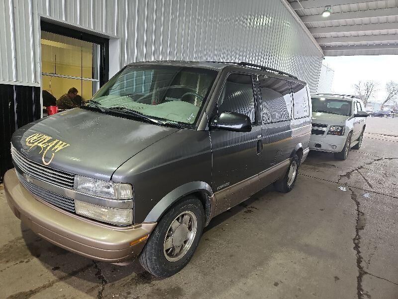 Chevrolet Astro Van