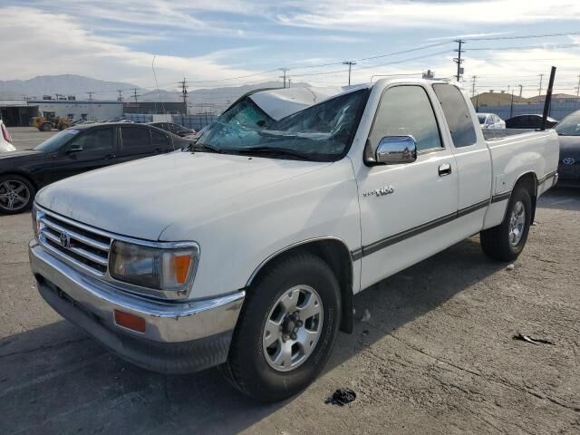 Toyota T100