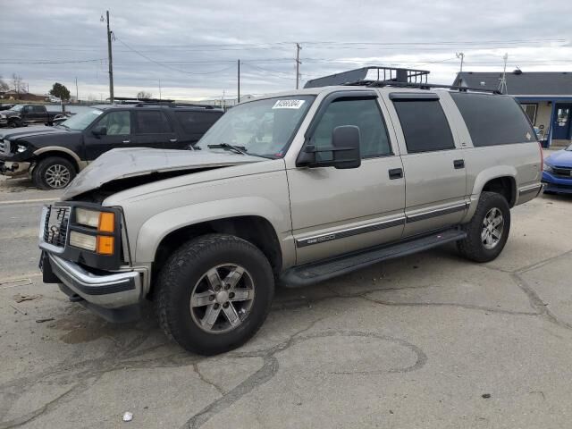 GMC Suburban