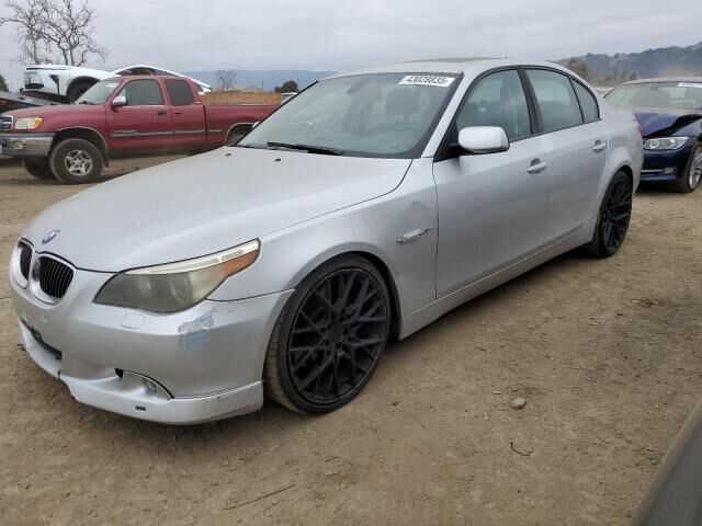 BMW 545i