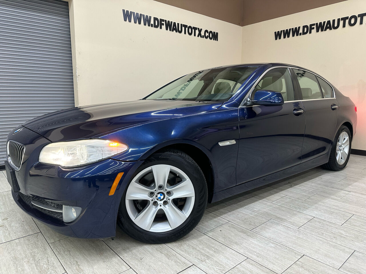 BMW 528i