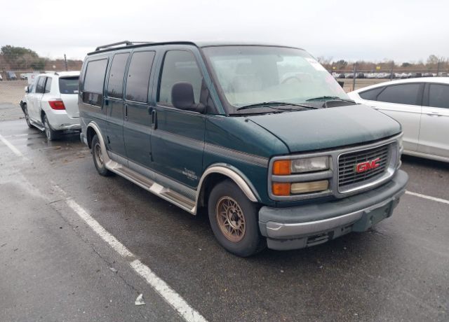GMC Savana