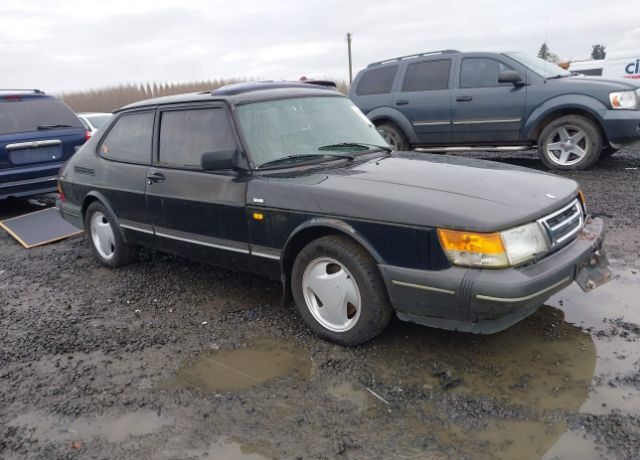 Saab 900