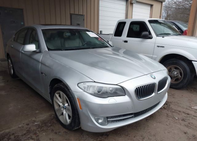 BMW 528i