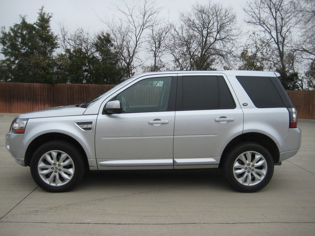Land Rover LR2
