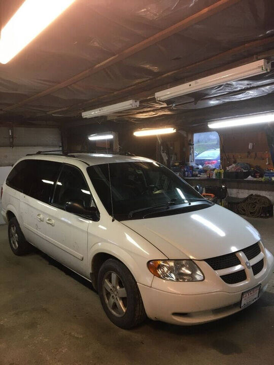 2005 DODGE Caravan