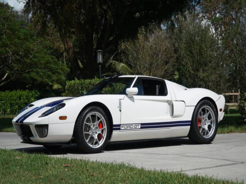 Ford GT