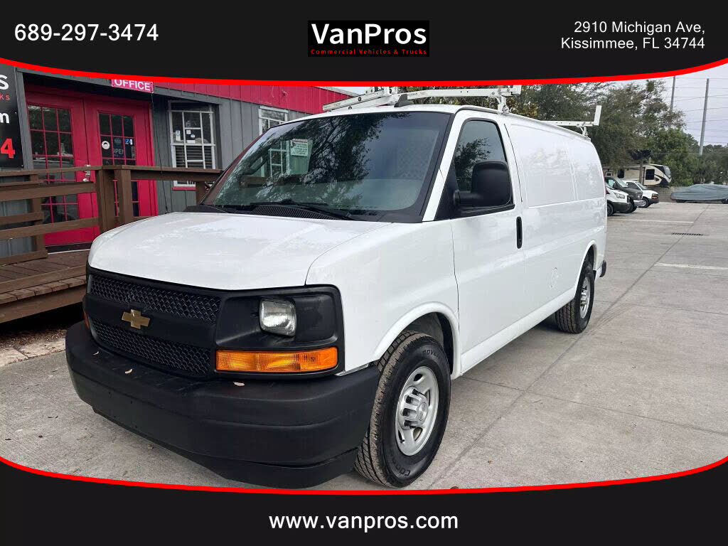 2017 CHEVROLET Express