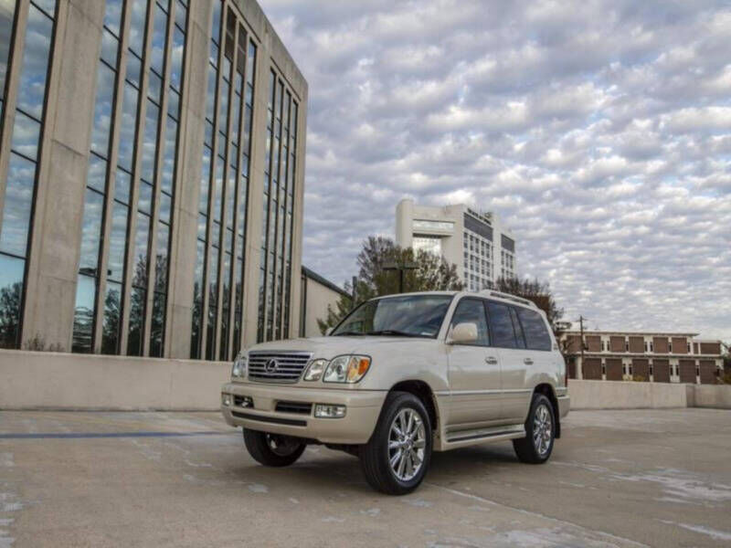 Lexus LX