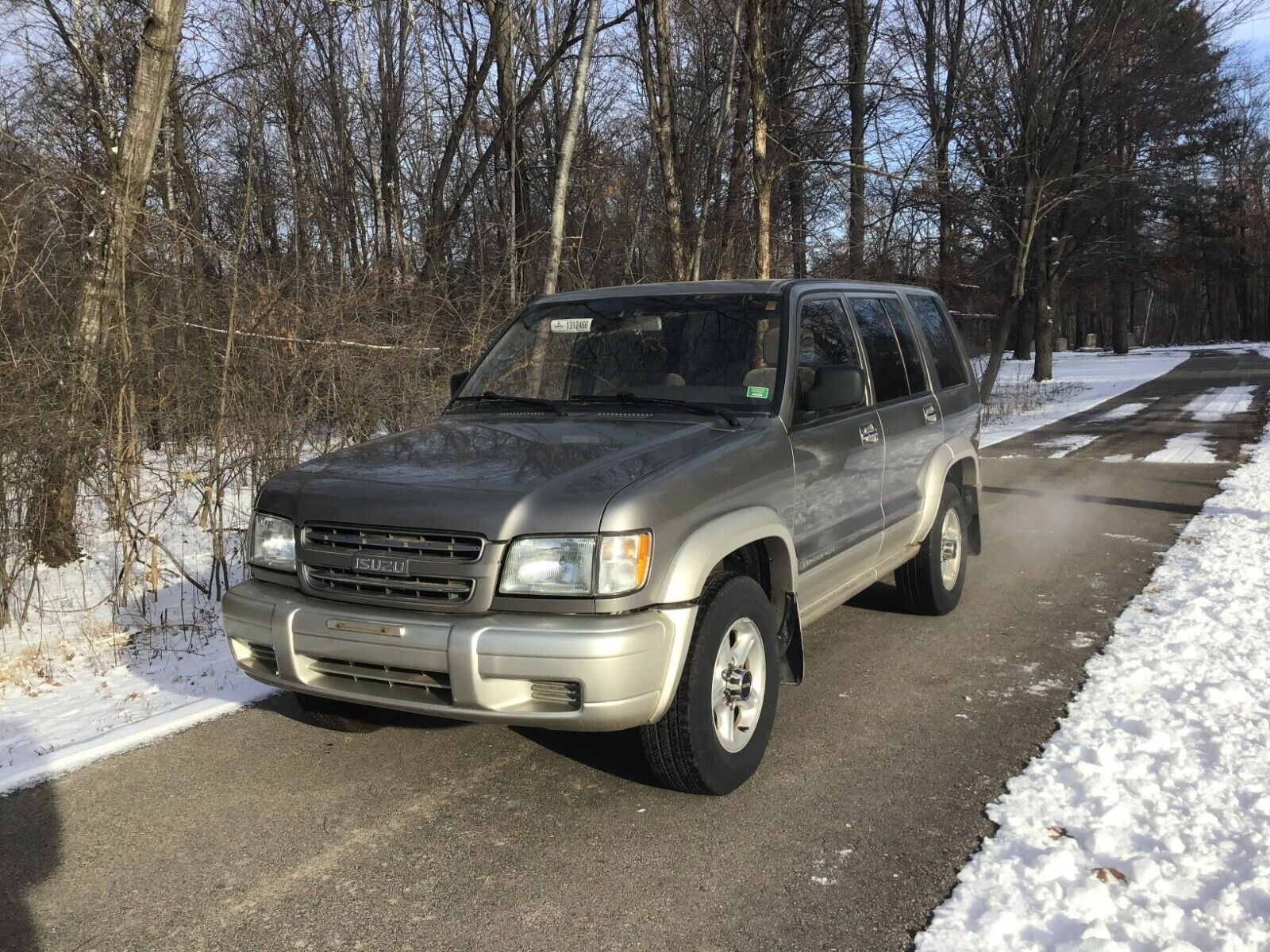 Isuzu Trooper
