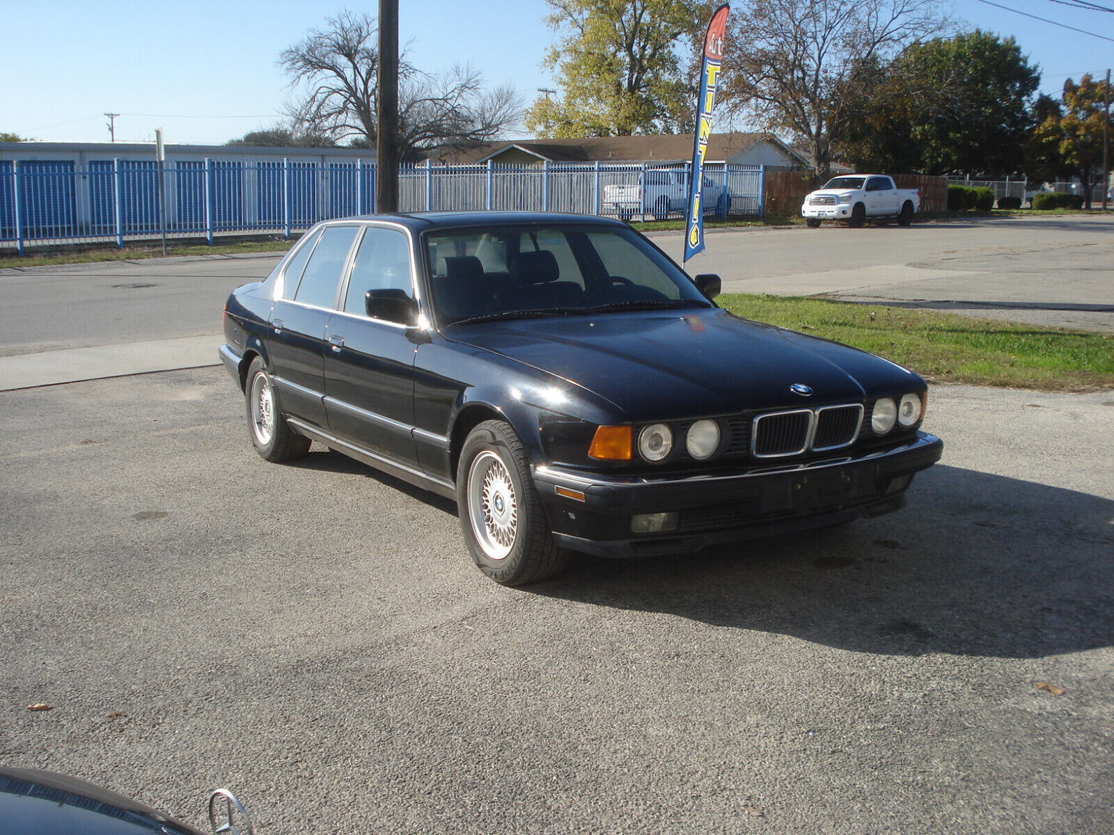 BMW 740i