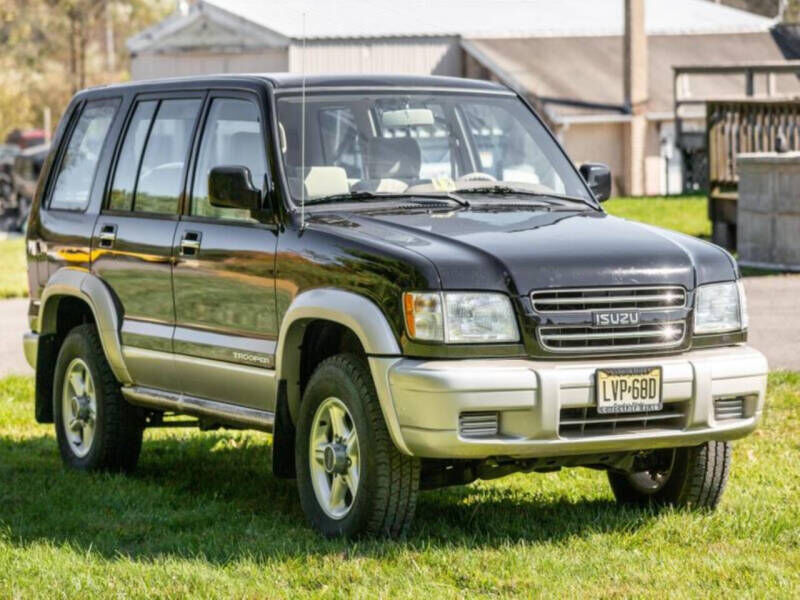 ISUZU