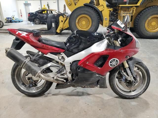 YAMAHA