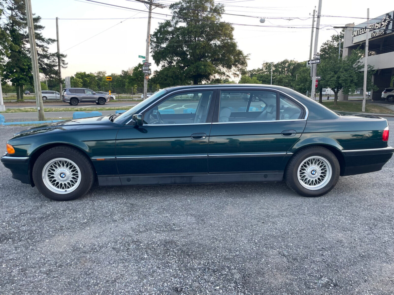 BMW 740Li
