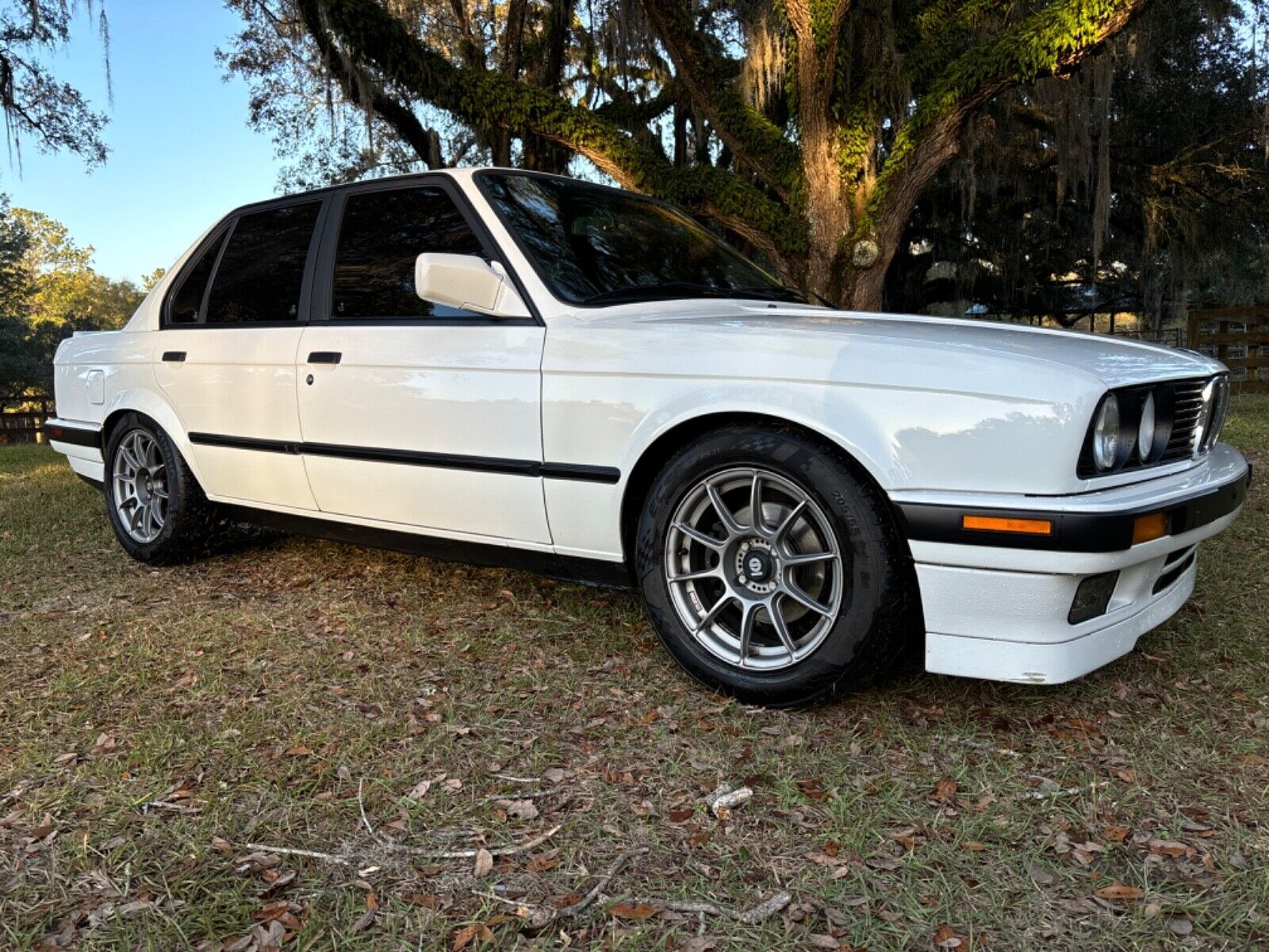 BMW 325i