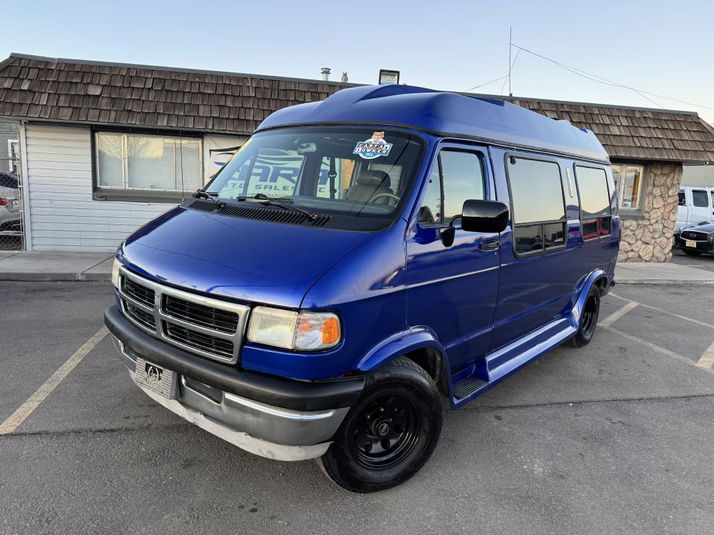 Dodge Ram Van