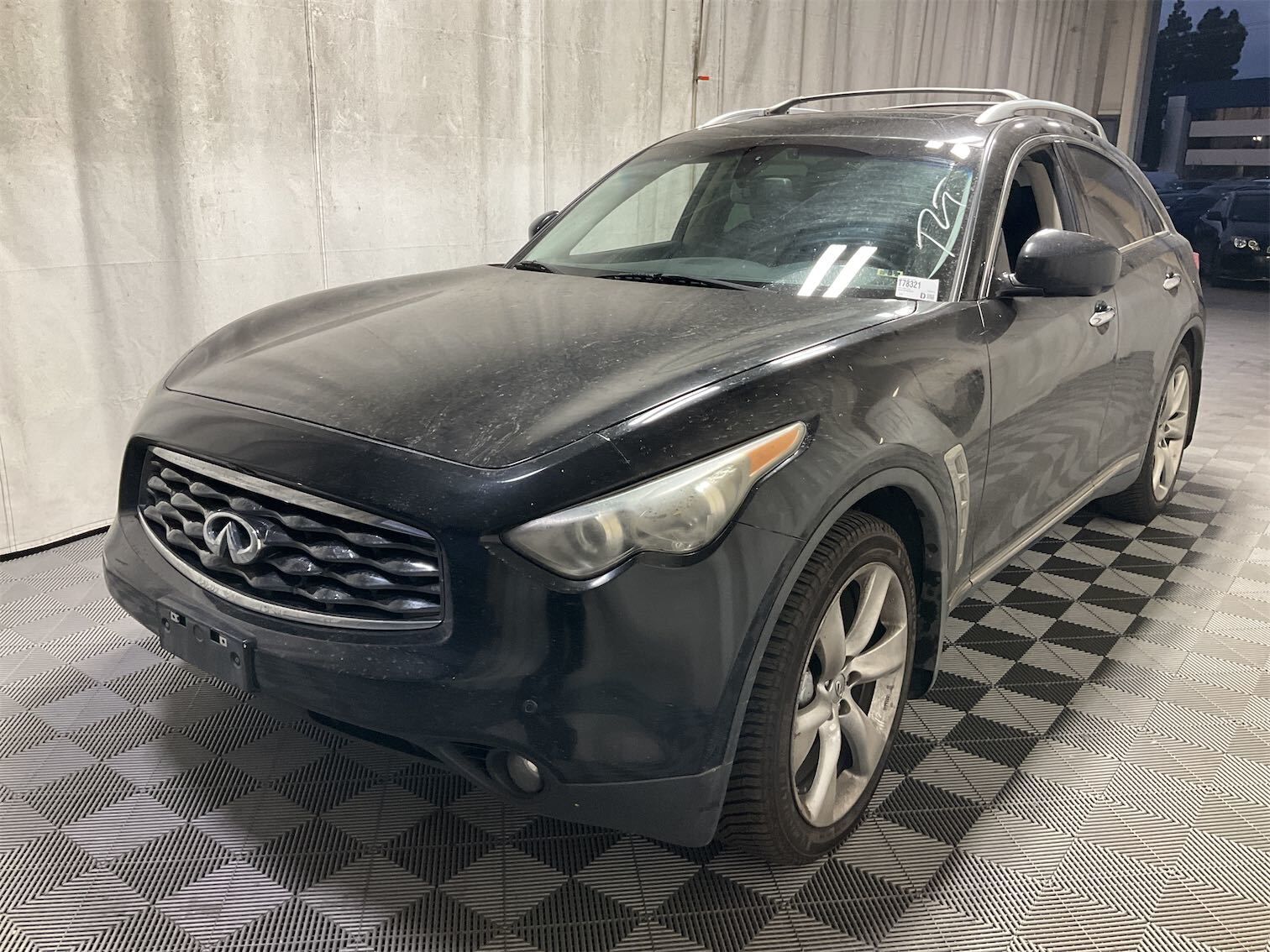 Infiniti FX50