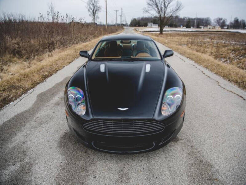 Aston Martin DB9