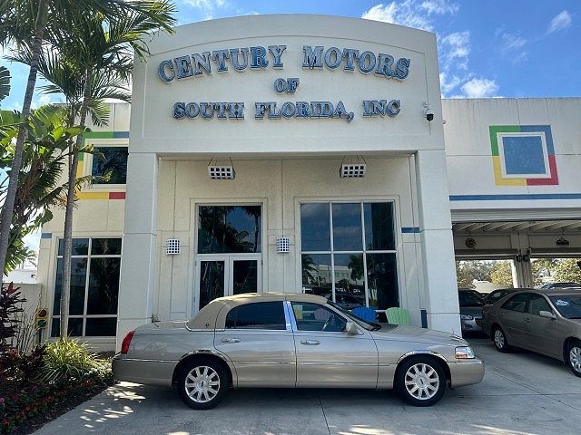 Lincoln Town Car