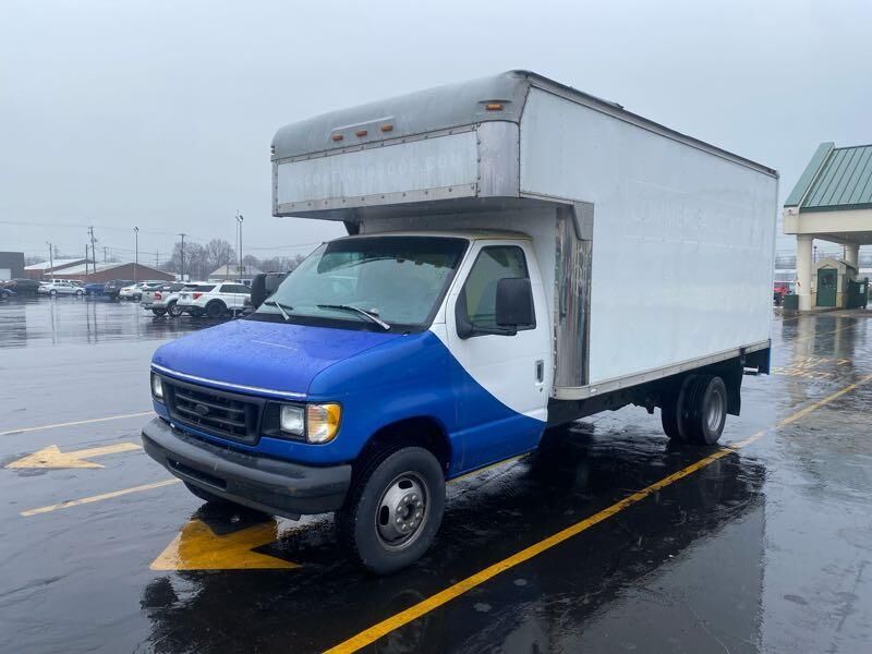 Ford E-350