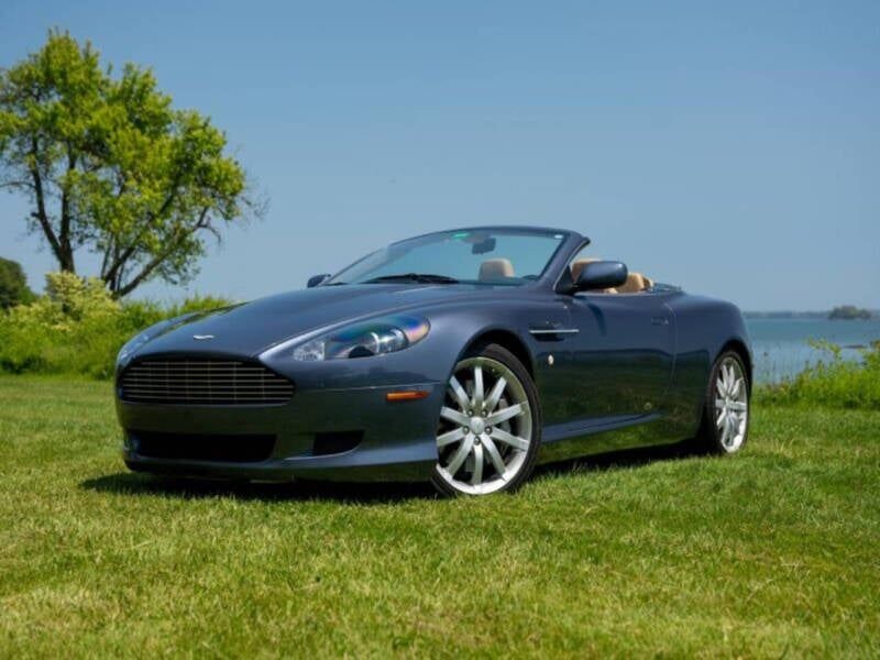 Aston Martin DB9